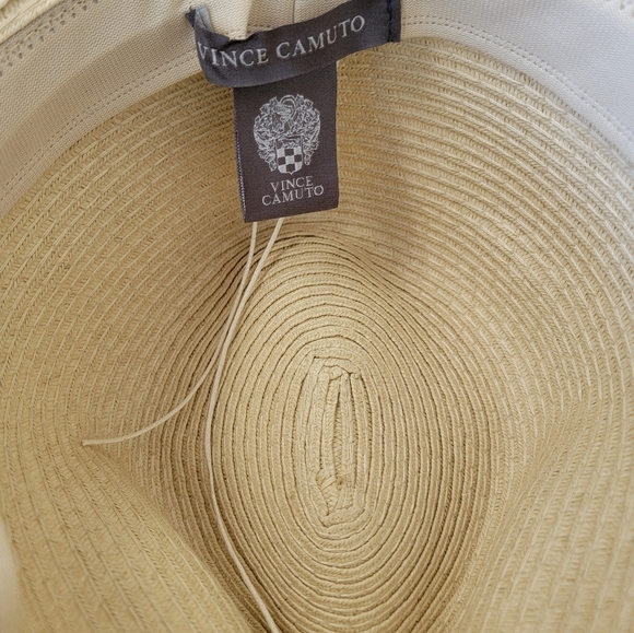 Vince Camuto Woven Adjustable Straw Fedora Hat With Bee Accents - Picture 5 of 8
